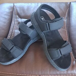 9 M   PROPET TRAVEL ACTIVE ASPIRE SANDALS